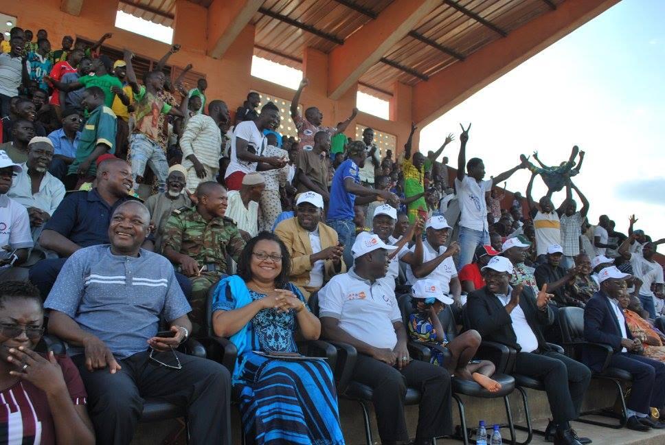 La population de Djougou a assisté à la finale du tournoi de football organisé dans le cadre de la Journée.